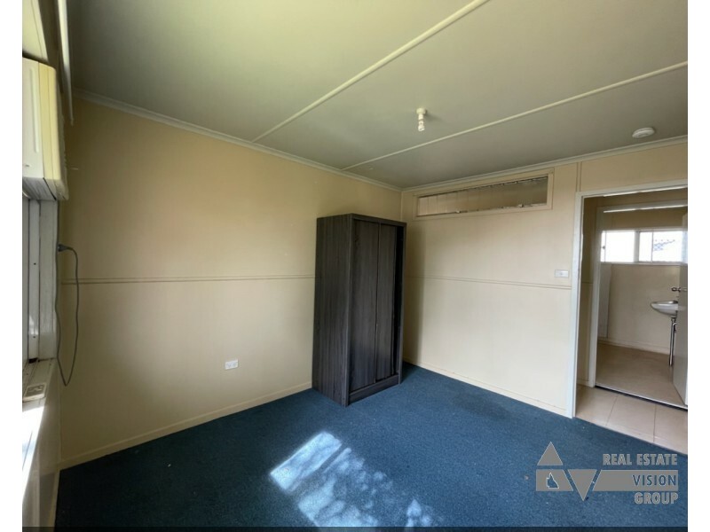 27 Fay Street, Blackwater QLD 4717