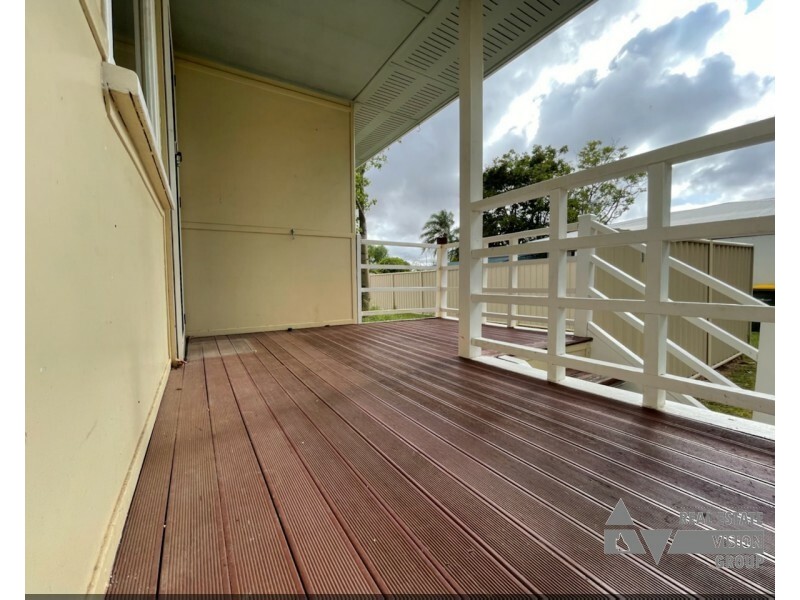 27 Fay Street, Blackwater QLD 4717