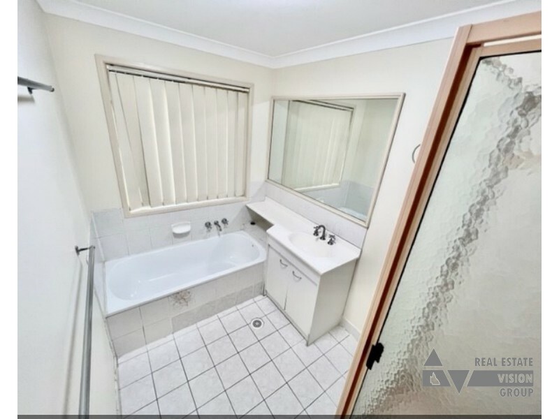 A/22 Eubar, Emerald QLD 4720