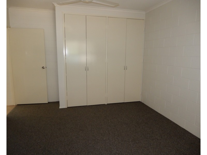 Unit 5/7 Duell Rd, Cannonvale QLD 4802