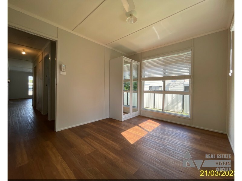 6 Long St, Blackwater QLD 4717