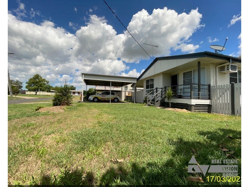 6 Long St, Blackwater QLD 4717
