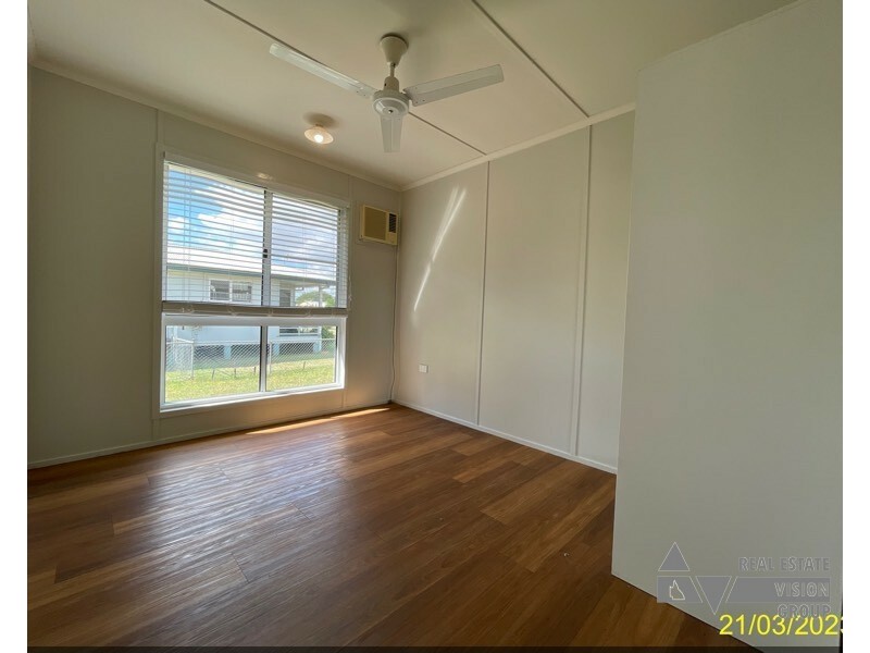 6 Long St, Blackwater QLD 4717