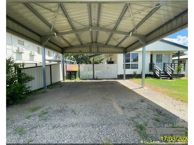 6 Long St, Blackwater QLD 4717