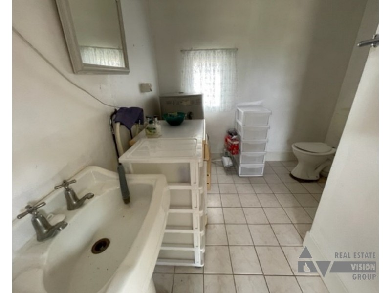 MC 70135 Ruby Crescent, Rubyvale QLD 4702
