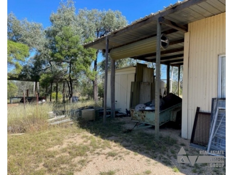 MC71634/71721 RubyCrescent, Bedford Hill, Rubyvale QLD 4702