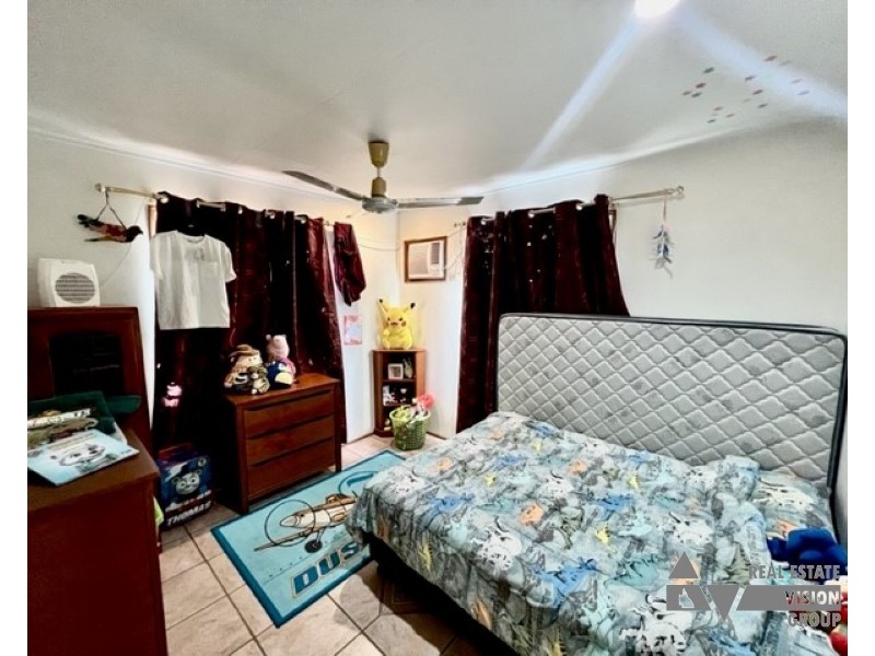 12 Expeller Ct, Emerald QLD 4720