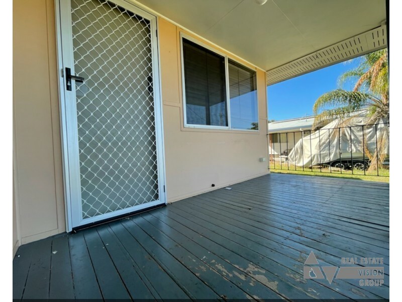 44 Acacia St, Blackwater QLD 4717