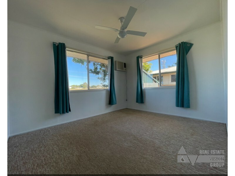 44 Acacia St, Blackwater QLD 4717