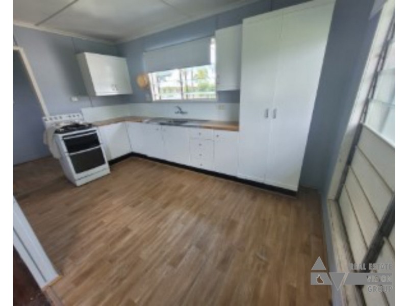 51 Fay Street, Blackwater QLD 4717