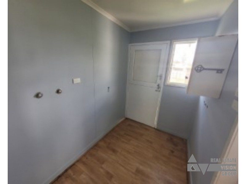 51 Fay Street, Blackwater QLD 4717