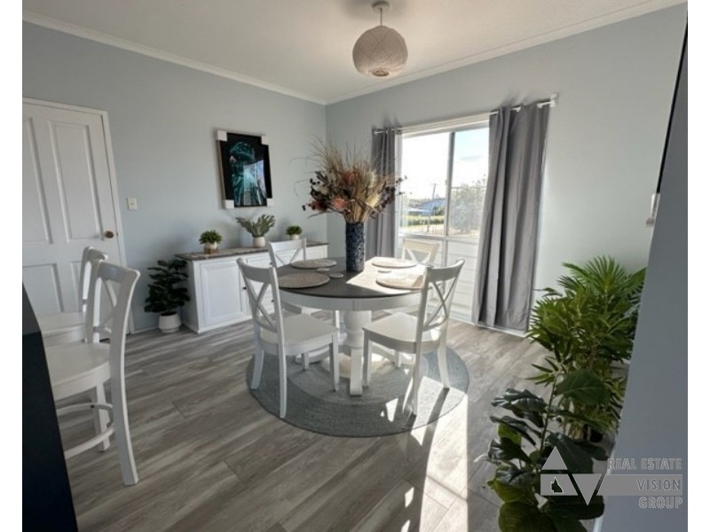 6 Moran St, Capella QLD 4723