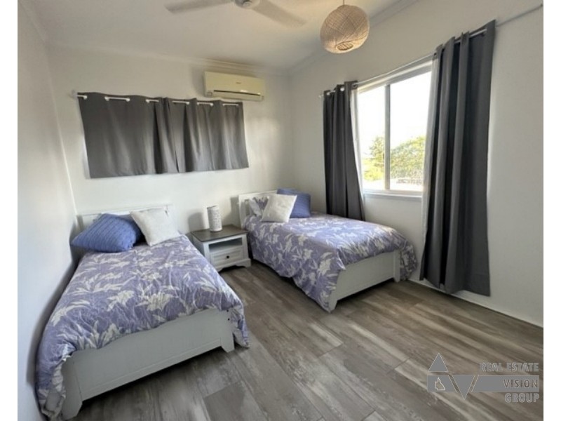 6 Moran St, Capella QLD 4723