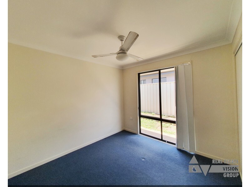 13 Desgrand Street St, Emerald QLD 4720