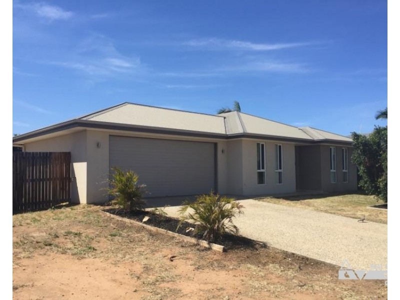 5 Belmont Place, Emerald QLD 4720