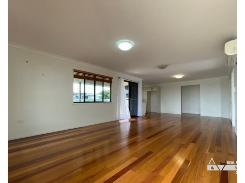 10 Summer Red Ct, Blackwater QLD 4717