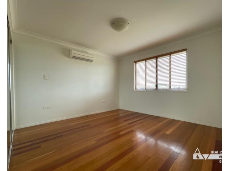 10 Summer Red Ct, Blackwater QLD 4717