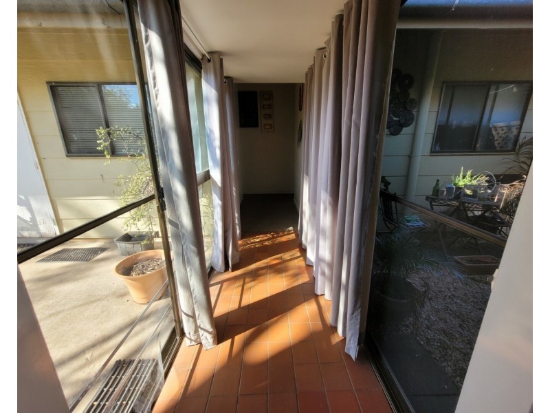 28 Hibiscus Cres, Blackwater QLD 4717