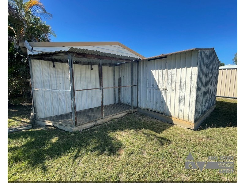 10 Ironbark St, Blackwater QLD 4717