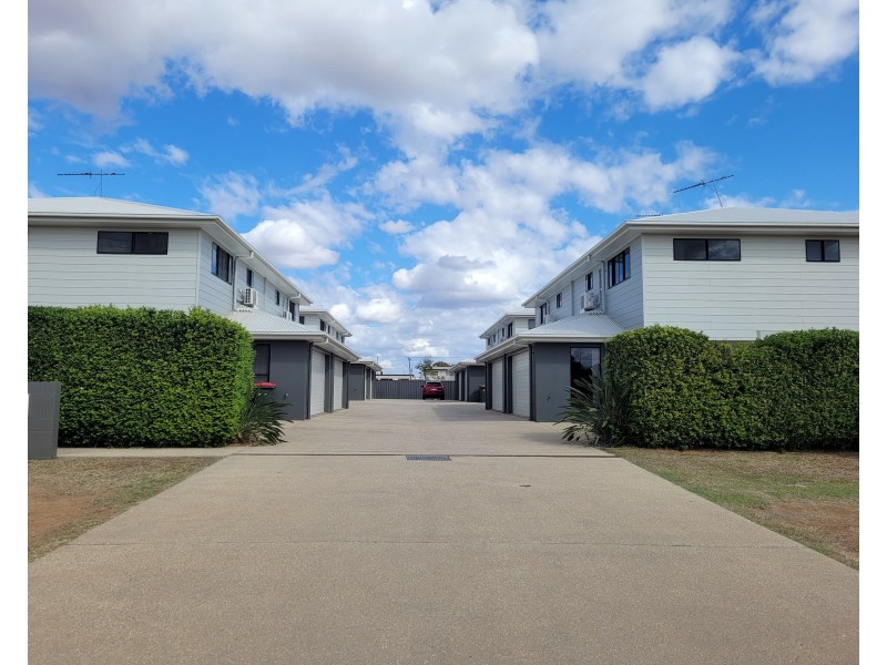 Unit 1/41 Rufus St, Blackwater QLD 4717