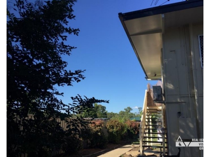 30 Blackall St, Dingo QLD 4702