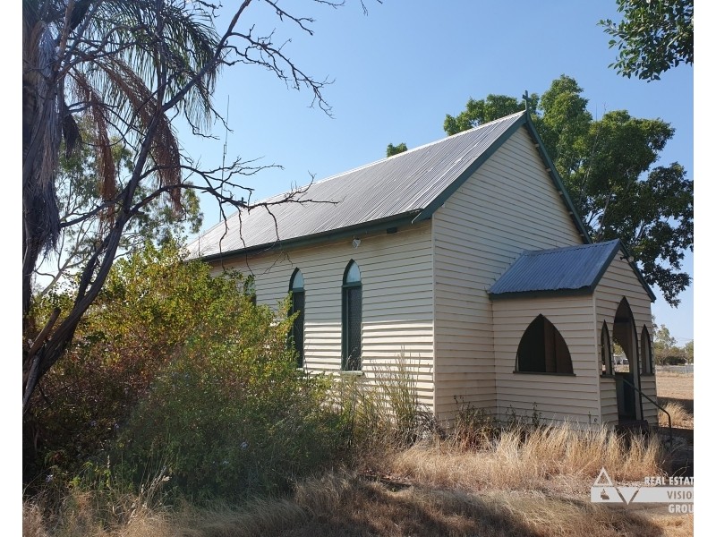 32 Conran St, Capella QLD 4723