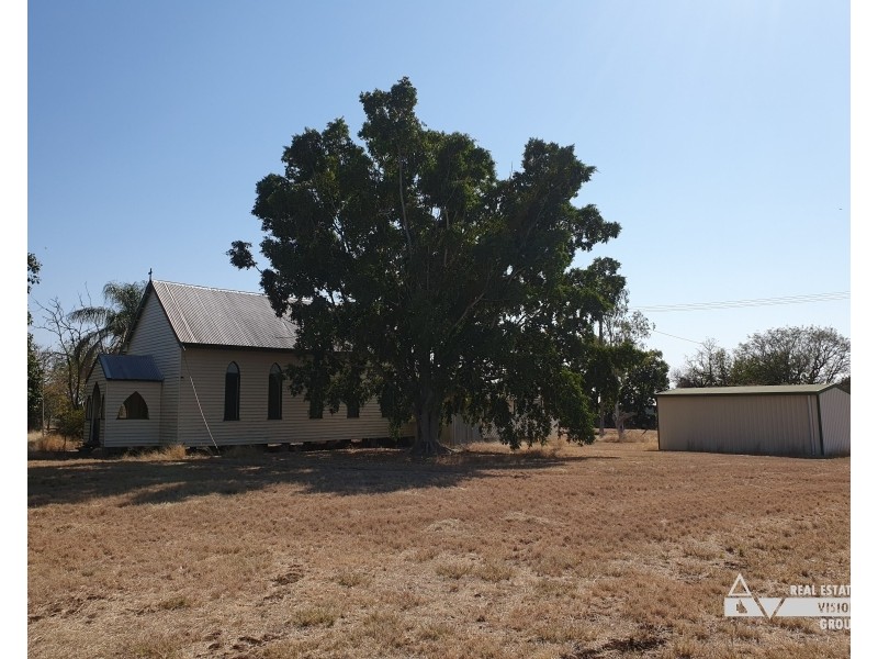 32 Conran St, Capella QLD 4723