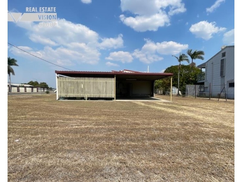 43 Stower St, Blackwater QLD 4717