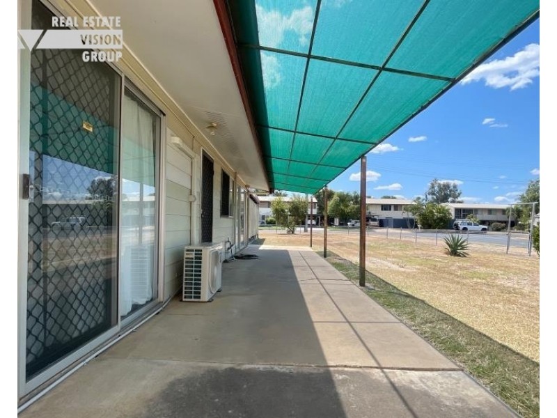 43 Stower St, Blackwater QLD 4717