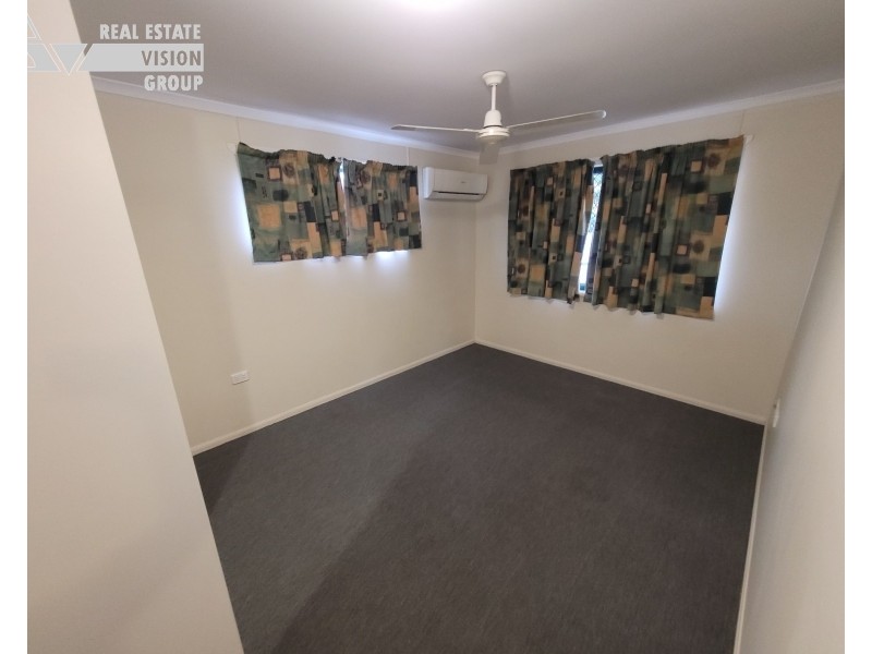 8 Main St, Bluff QLD 4702