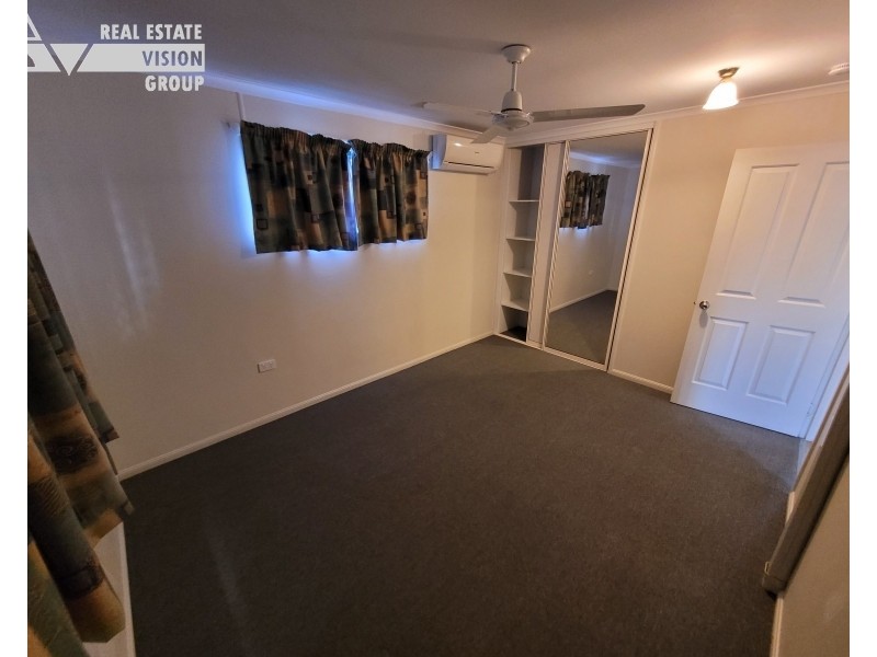 8 Main St, Bluff QLD 4702