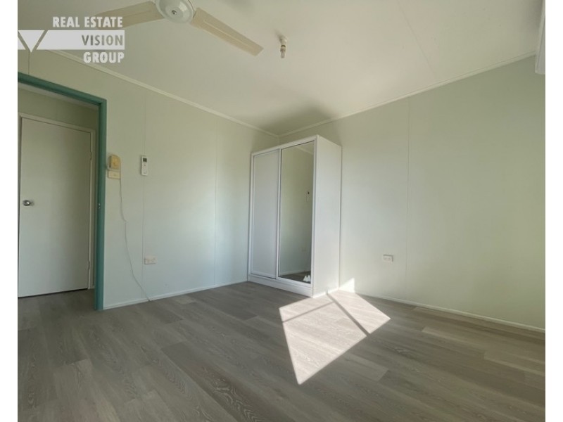 51 Stower, Blackwater QLD 4717