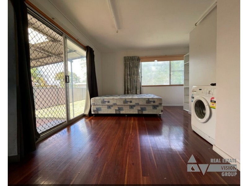44 Littlefield St, Blackwater QLD 4717