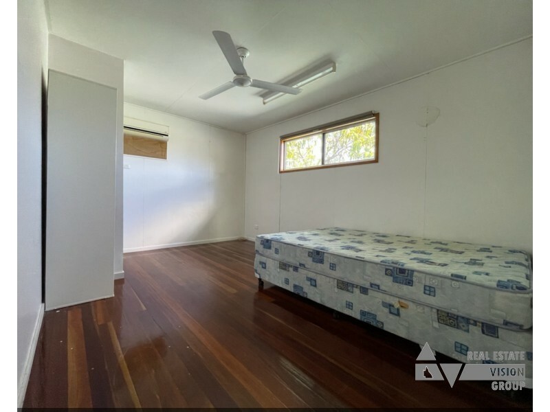 44 Littlefield St, Blackwater QLD 4717