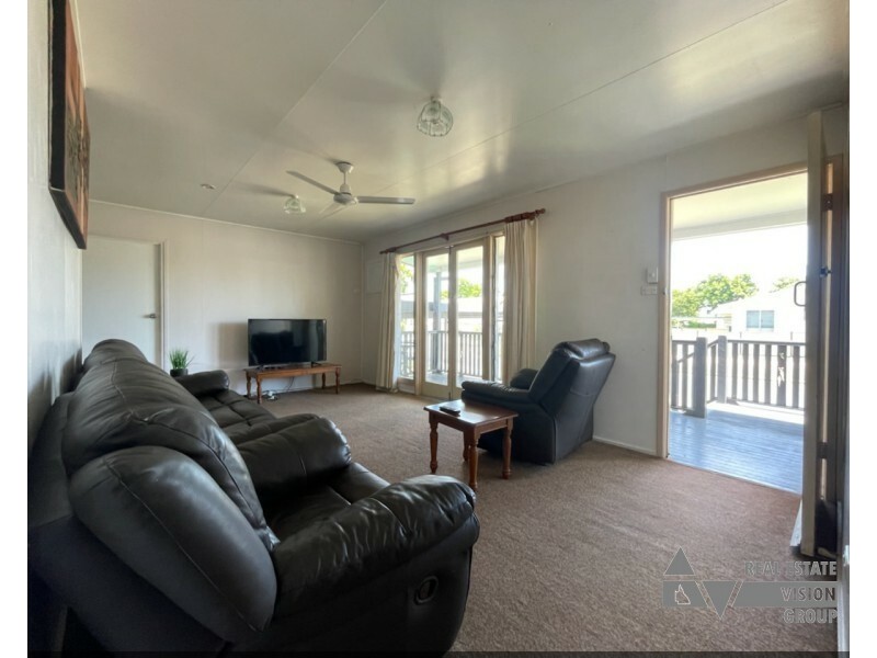 44 Littlefield St, Blackwater QLD 4717