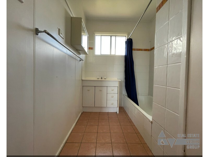 44 Littlefield St, Blackwater QLD 4717