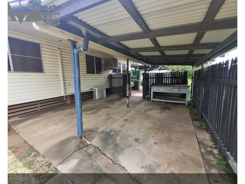48 Taurus St, Blackwater QLD 4717