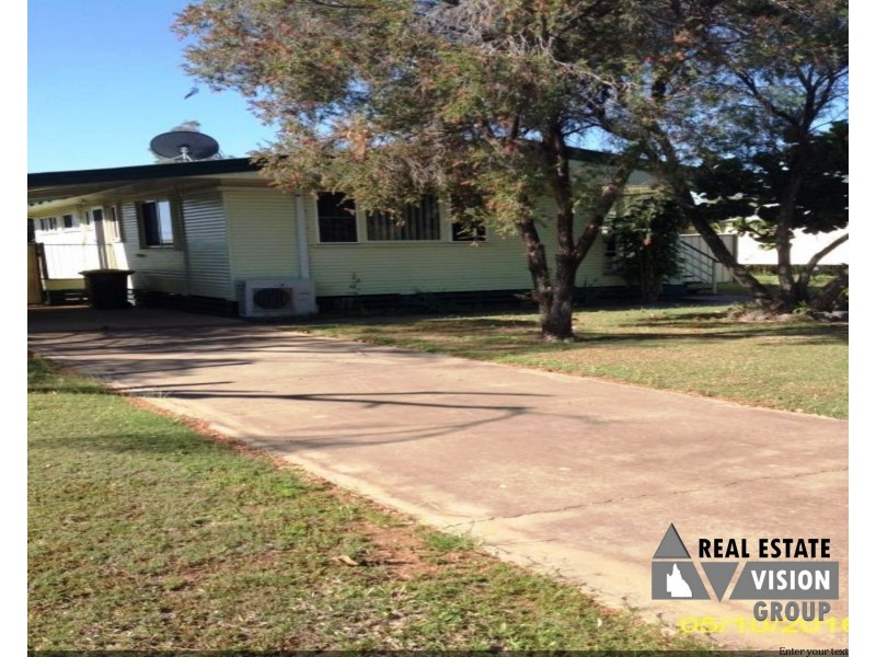 11 Fay Street, Blackwater QLD 4717
