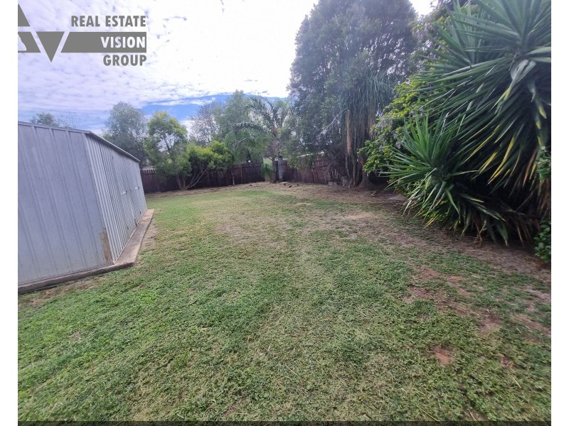 45 Littlefield Street, Blackwater QLD 4717