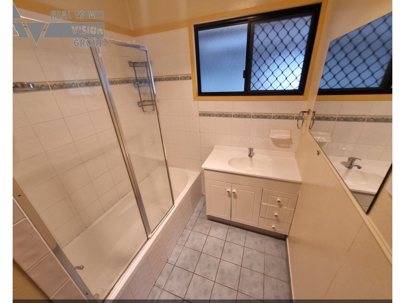 45 Littlefield Street, Blackwater QLD 4717