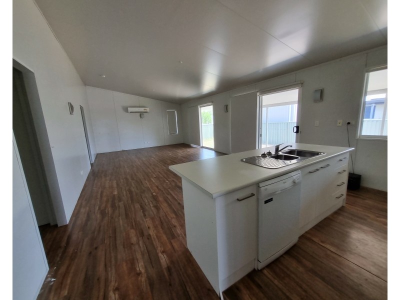 6 Cardinal Ct, Blackwater QLD 4717