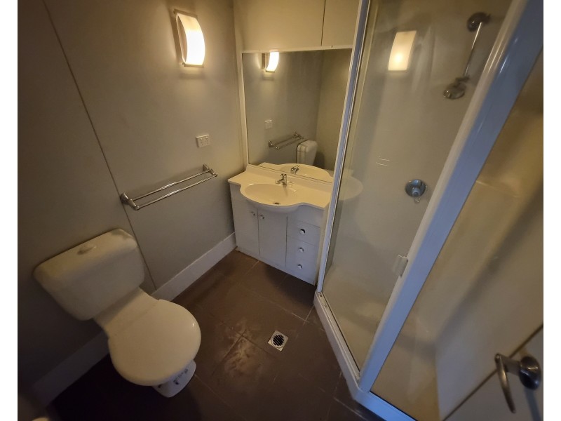 6 Cardinal Ct, Blackwater QLD 4717