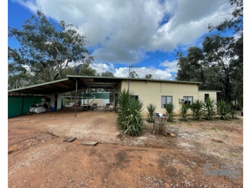 MC71527 & MC72005, Sapphire QLD 4702