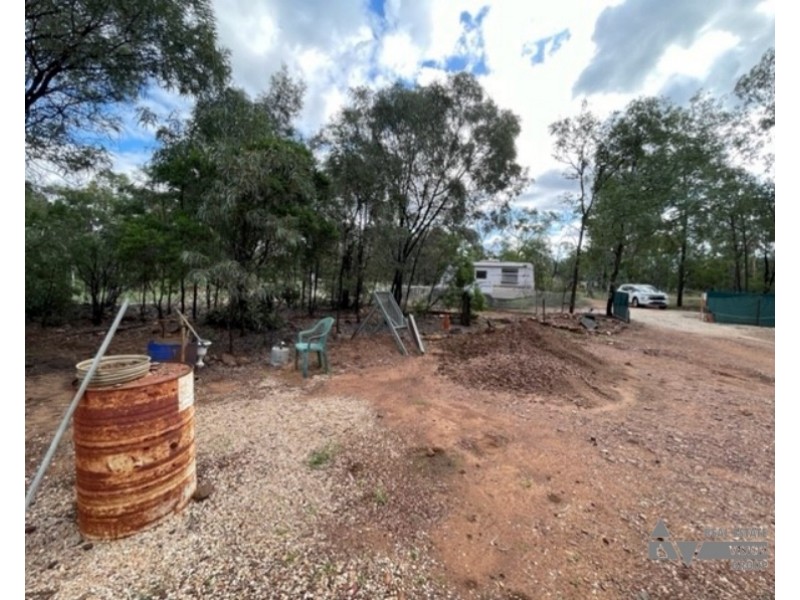 MC71527 & MC72005, Sapphire QLD 4702