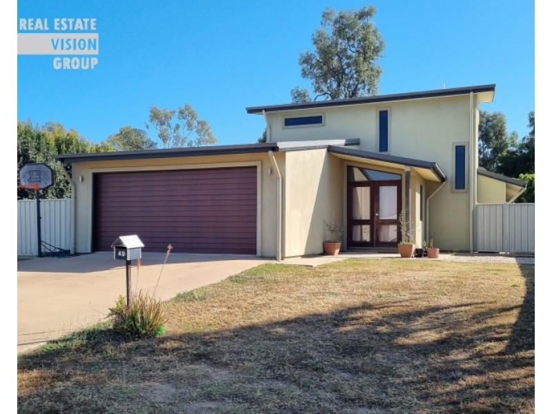 49 Newman Dr, Emerald QLD 4720