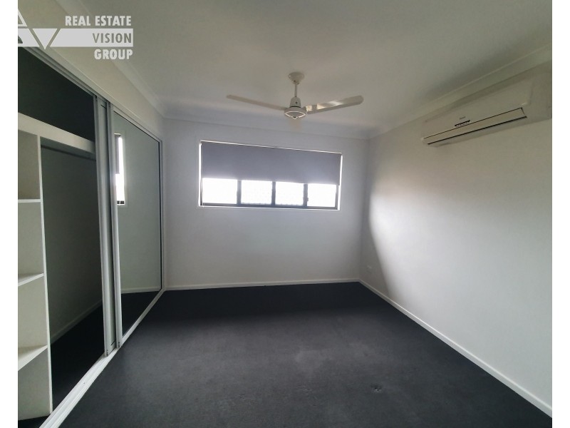 Unit 4/15 Whitney St, Emerald QLD 4720