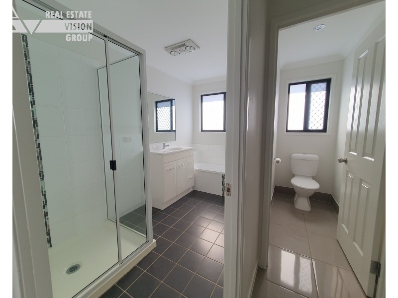 Unit 4/15 Whitney St, Emerald QLD 4720