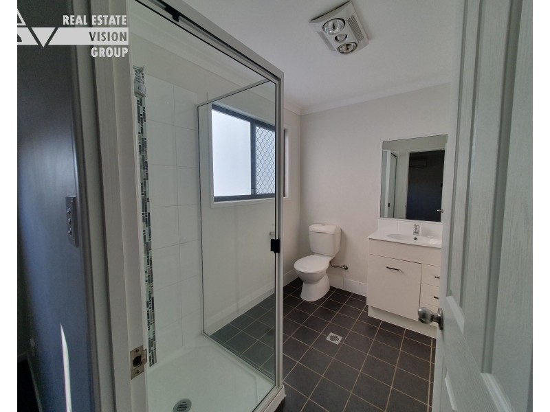 Unit 4/15 Whitney St, Emerald QLD 4720