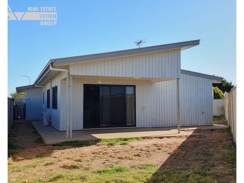 Unit 4/15 Whitney St, Emerald QLD 4720