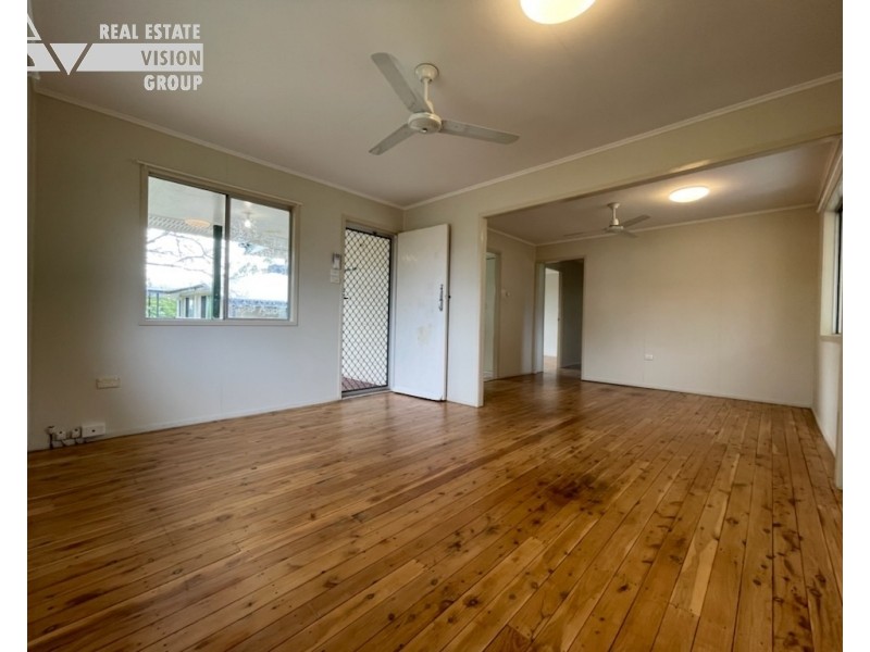 21 Eucalyptus St, Blackwater QLD 4717